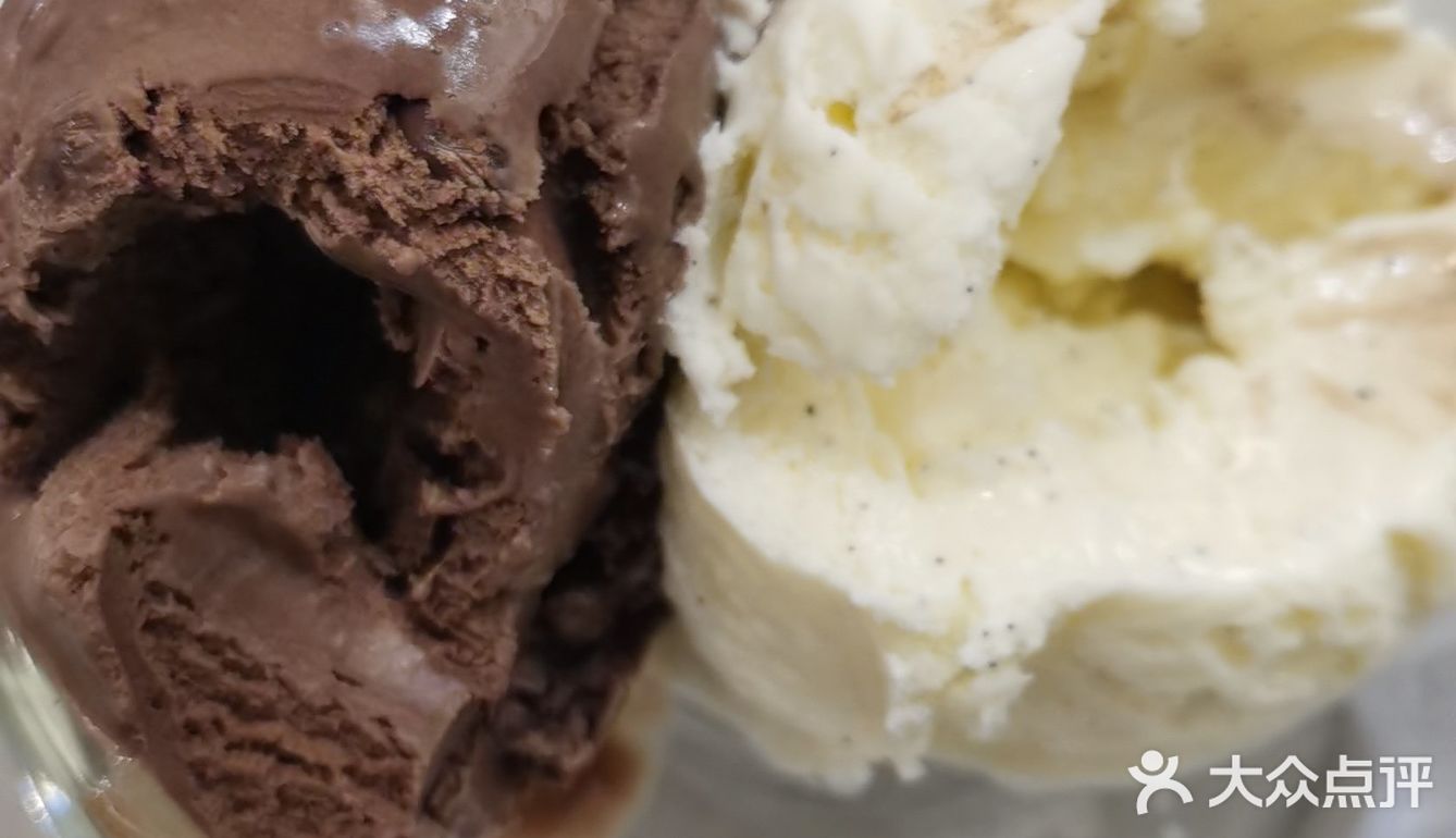 再也别和我提必胜客了