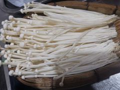 金针菇-阿婆情腊排骨火锅(饮玉巷店)