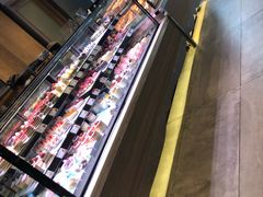-巴黎贝甜(大宁国际商业广场店)