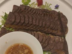 -海派美食·家宴海鲜青岛菜·石锅鲽鱼头(东方城店)