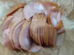 -哈尔滨小酒馆·鲜肉现穿自助烧烤(康新花园店)