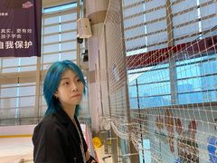 -成都冰纷万象滑冰场