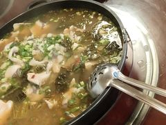-茅台镇网红溶洞餐厅·茅帮菜馆