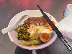 金奖卤鹅肉饭-陈鹏鹏潮汕菜(宝安机场T3航站楼店)