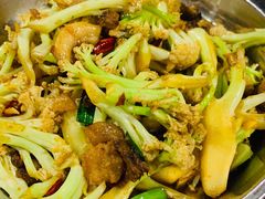 大盆花菜-江边湾柴火鸭