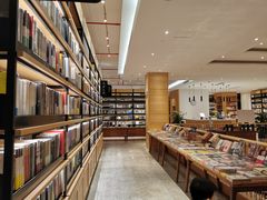 -简屋书店