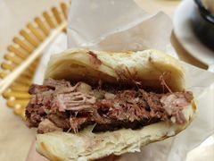 -闫家驴肉老店(华电一校店)
