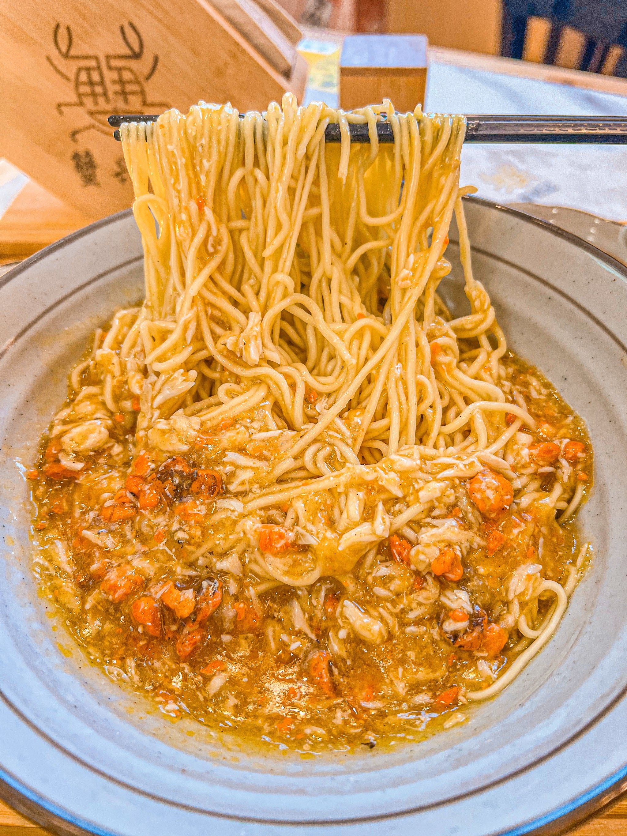 藏不住了!深圳这家蟹黄面我一周吃三次!