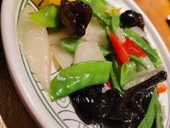 -云海肴·汽锅鸡·云南代表菜(天山百盛优客店)