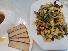 -汉水缘鲜鱼庄(黄雁村店)