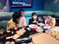 -唯爱KTV聚会餐厅(仙林东城汇店)