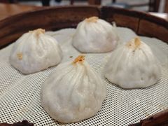 蟹粉小笼包-忆秦园小笼包(惠山古镇总店)