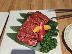 -炼火烤肉店