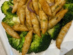 西兰花炒马胶鱼角-优之名鹅城