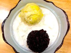 榴莲往返-小团圆糖水铺(襄阳南路店)