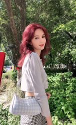 -变画·发型STUDIO