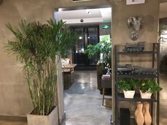 -HIGH FIVE哈福手工汉堡(桂林路店)