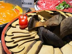 -贵厨酸汤牛肉(花果园国际中心店)