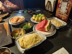 -铭牛烧肉·和牛海鲜自助(高新月牙湖店)