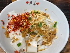 葱油拌粉-盟重烧烤(高正街店)