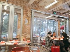 -生活如沸·顺德水牛奶火锅(大学路店)