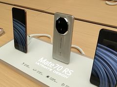 -华为授权体验店(中山公园来福士)