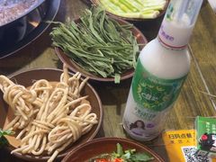 -黄潇洒老火锅(九眼桥宏济巷店)