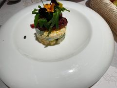 牛油果烤鸡肉塔塔-晶雅花园西餐厅(南京首店)