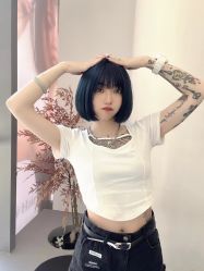 -TOP HAIR SALON