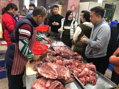 -标记美食新鲜猪杂(兴南大道店)