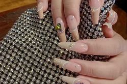 -LILY NAILS美甲美睫
