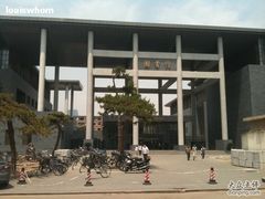 -中国人民大学图书馆新馆