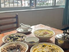 -玲燕蒸菜馆(江东路店)