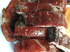 -黄记四更烤乳猪店