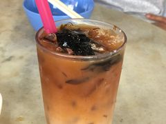 三色奶茶-新记肉骨茶
