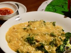 蟹肉扒豆苗-嘉麟楼