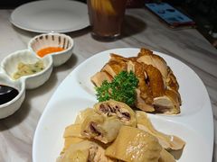 油白双拼-星平鸡饭·粤菜小炒(印象城旗舰店)