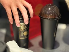 -喜茶(上海打浦桥日月光gelato lab+店)