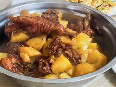 鸡肉炖土豆-鸡炖兔