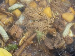 -粘豆包柴火铁锅炖