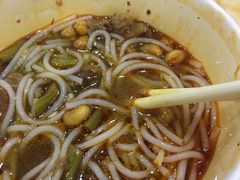 -覃肥叔桂林米粉(粮道街店)