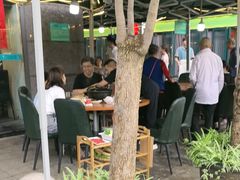 -菌海森林·非遗野生菌火锅(西山区滇池路摩根道店)