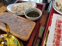-前门·鲜肉火锅(长风店)