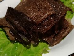 -虾弄弄海派小龙虾·牛羊蝎子火锅