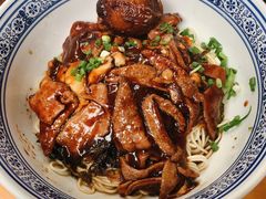 -沪西老弄堂面馆(定西路店)