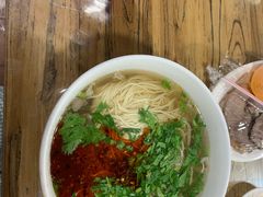 -陇上全荟兰州传统牛肉面(延吉路店)