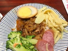 -胡须张鲁肉饭(美食文化馆店)
