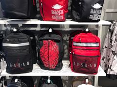 -Air Jordan(世贸天阶店)