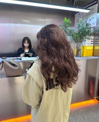 -艾美A·M Hair Salon