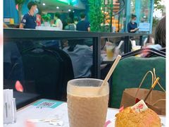 大堂-东鑫记港式茶餐厅(南京东路店)